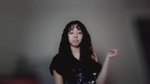 Snapshot of demoness_aurora chatting on April 2026 07:42:01 PM demoness_aurora online show from April 2026 07:42:01 PM