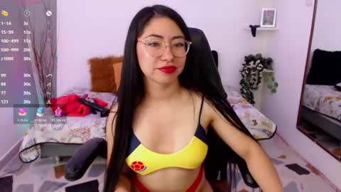 Snapshot of demyanderson_ chatting on June 2026 11:38:01 AM Demy online show from June 2026 11:38:01 AM