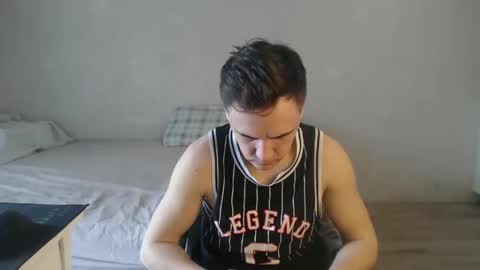 den4ik_sport online show from April 2026 07:14:01 AM