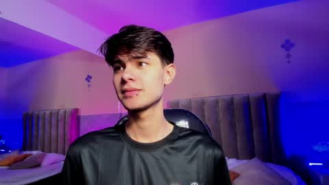 derek_sinn online show from April 2026 12:54:01 PM