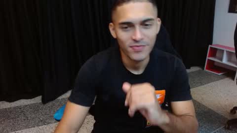 D E R E K online show from November 2025 11:56:02 AM