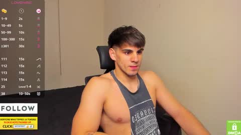 Derekcb online show from October 2025 09:32:02 AM