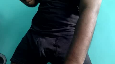 desiguylund online show from October 2025 02:55:01 AM