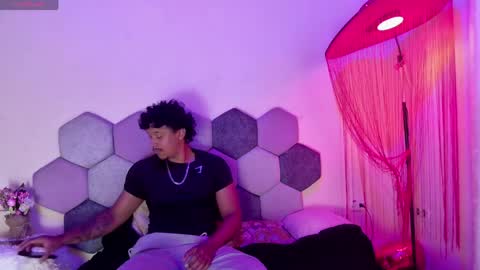 TORI AND MR. BEAR online show from April 2026 09:39:33 PM