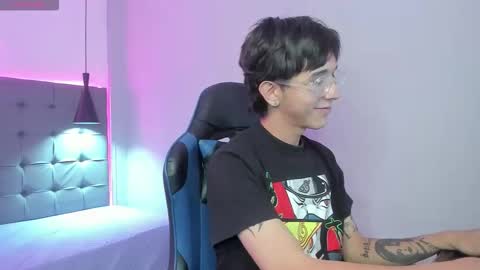 Snapshot of dewon20_ chatting on March 2026 08:52:02 PM Andy online show from March 2026 08:52:02 PM