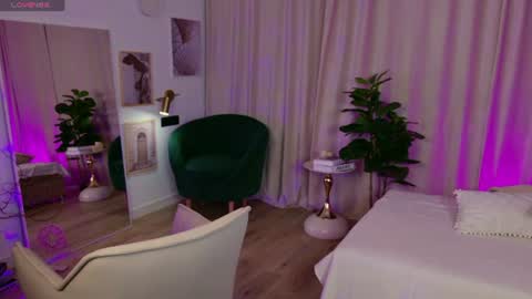 Snapshot of diana_soft chatting on July 2026 01:26:01 PM Diana online show from July 2026 01:26:01 PM