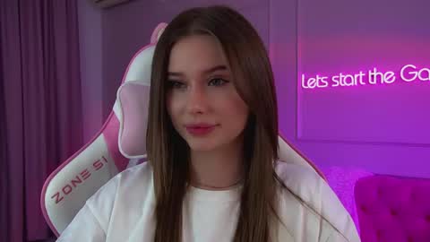 Diana online show from March 2026 06:23:01 PM