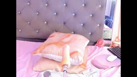 dianablackgirl online show from July 2026 11:15:01 PM