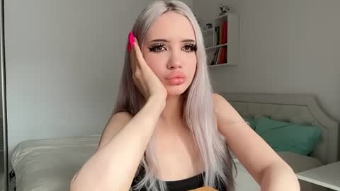 Snapshot of dianadesire_ chatting on June 2026 02:08:02 PM Diana online show from June 2026 02:08:02 PM