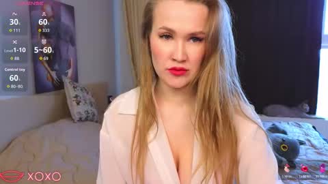 Snapshot of dianashermy chatting on February 2026 11:14:02 AM Diana online show from February 2026 11:14:02 AM