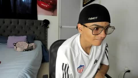 dick online show from May 2026 06:35:01 PM