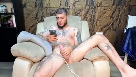 diego_armando24 online show from June 2026 07:58:02 PM