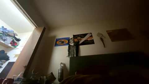 digginginguts online show from May 2026 10:23:02 AM
