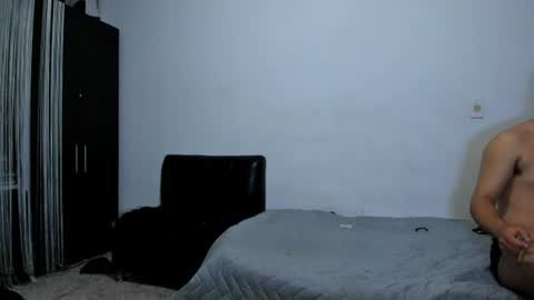 Snapshot of diiego_xxx chatting on July 2026 04:19:01 AM diiego_xxx online show from July 2026 04:19:01 AM