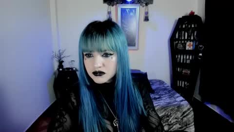 dimmuanddarkness online show from April 2026 06:45:01 PM