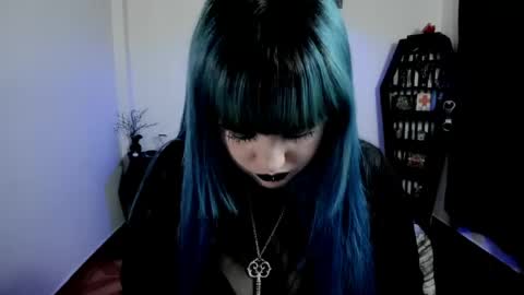 dimmuanddarkness online show from April 2026 07:07:02 PM