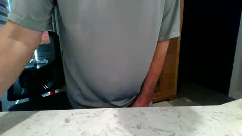 dinger524678 online show from February 2025 08:34:01 PM