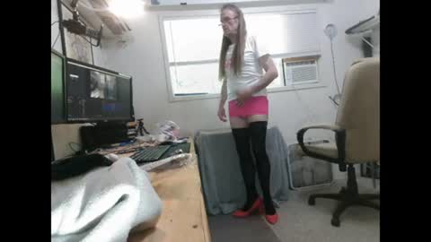 Snapshot of dinkdork094 chatting on July 2026 01:10:02 AM Dinkdork just having a good time online show from July 2026 01:10:02 AM