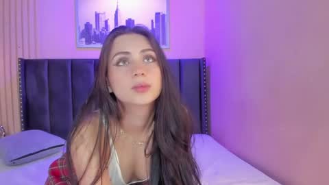 Cristal  online show from May 2026 04:09:02 AM