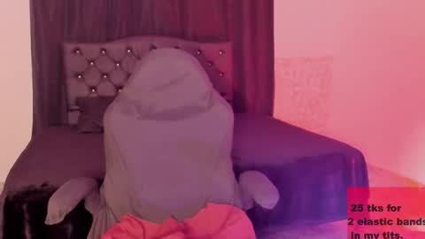 Violet online show from November 2025 10:36:01 AM