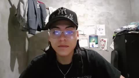 dirty model online show from April 2026 07:39:01 AM