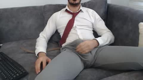 dirtyybooyy77 online show from March 2026 11:38:01 AM