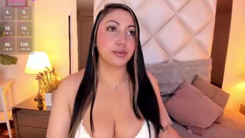 Snapshot of diva_curvi chatting on July 2026 11:05:02 AM Lizz online show from July 2026 11:05:02 AM