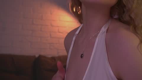 Eva and Lucia online show from February 2025 09:36:01 PM