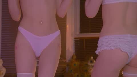 Eva and Lucia online show from March 2026 12:17:01 AM