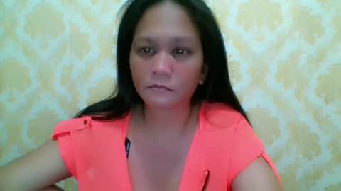 Snapshot of divinegrace10 chatting on April 2026 09:20:01 PM Divine Grace Close To Your Hear online show from April 2026 09:20:01 PM