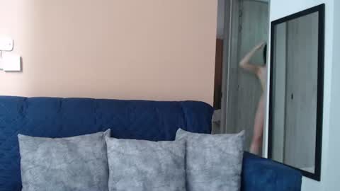 Snapshot of divineisis chatting on July 2026 12:51:01 PM Hera online show from July 2026 12:51:01 PM