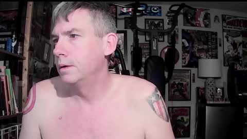 dix_handley_50 online show from October 2025 12:31:01 PM