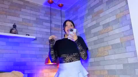 DixyPalmer online show from April 2026 07:04:02 PM