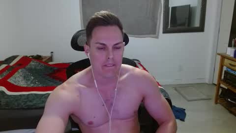 Snapshot of dmoney212 chatting on February 2026 01:35:02 AM dmoney212 online show from February 2026 01:35:02 AM