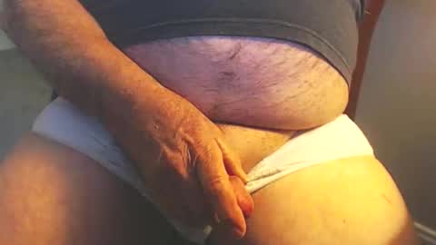 docbob0776 online show from April 2026 01:50:02 PM