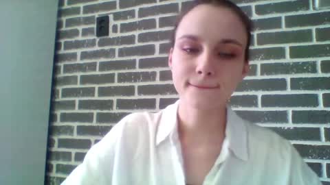 dolcezza_ online show from April 2026 11:41:01 AM
