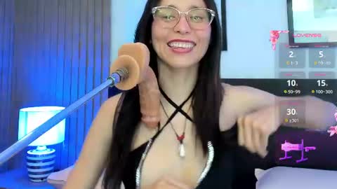 Snapshot of doll_bella_ chatting on July 2026 08:00:01 PM Bella online show from July 2026 08:00:01 PM