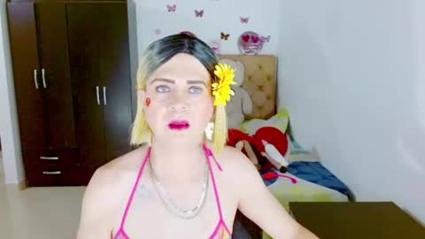 Snapshot of dolldirtyxxx1 chatting on June 2026 05:34:02 AM ilona online show from June 2026 05:34:02 AM