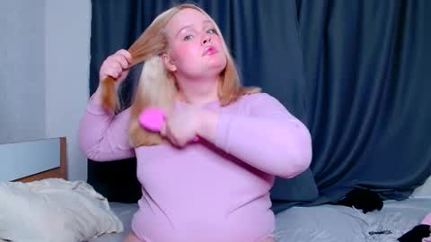 Miss Rose online show from July 2026 06:59:01 PM