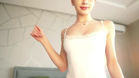 Dolly online show from May 2026 02:45:02 PM