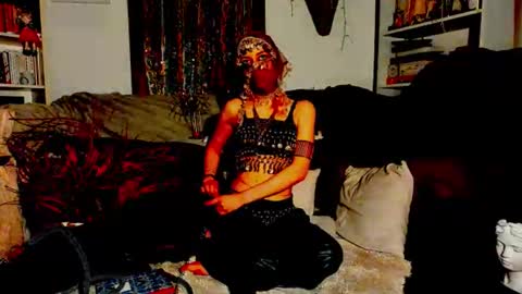 Dolores Sage online show from April 2026 05:33:01 PM