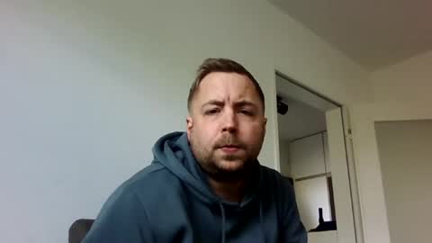 dombio_12 online show from April 2026 01:30:01 PM