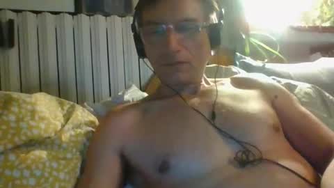 domi94300 online show from May 2026 08:35:02 PM