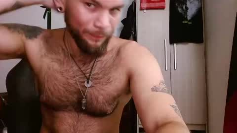 Snapshot of dominantthewolf chatting on June 2026 12:46:02 AM Logan - INDEPENDET MODEL online show from June 2026 12:46:02 AM