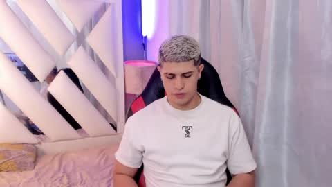 DOMI online show from April 2026 03:09:02 AM