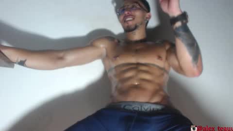 DOMI online show from November 2025 08:42:01 AM