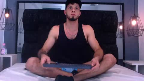 Snapshot of dominic_strongg chatting on July 2026 07:29:02 PM dominic_strongg online show from July 2026 07:29:02 PM