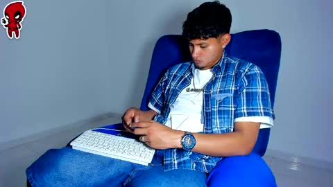  Dominic  online show from May 2026 04:08:02 AM