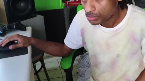 dondiego5511 online show from April 2026 06:46:01 PM