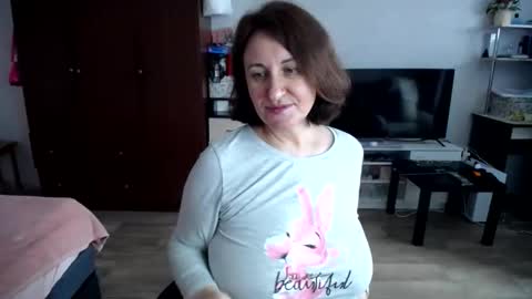 Tatiana 43 curvy sexy body and Joanna redhead 39 years online show from April 2026 11:29:02 AM